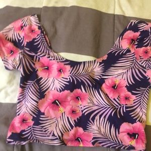 Crop top